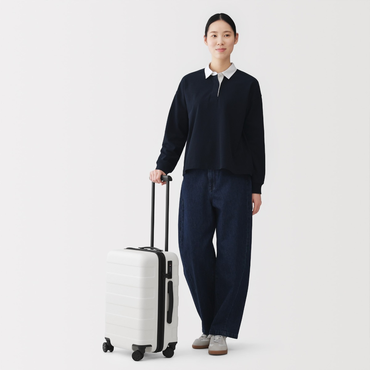 MUJI Vali Vỏ Cứng Tay Kéo Điều Chỉnh Linh Hoạt (36L)