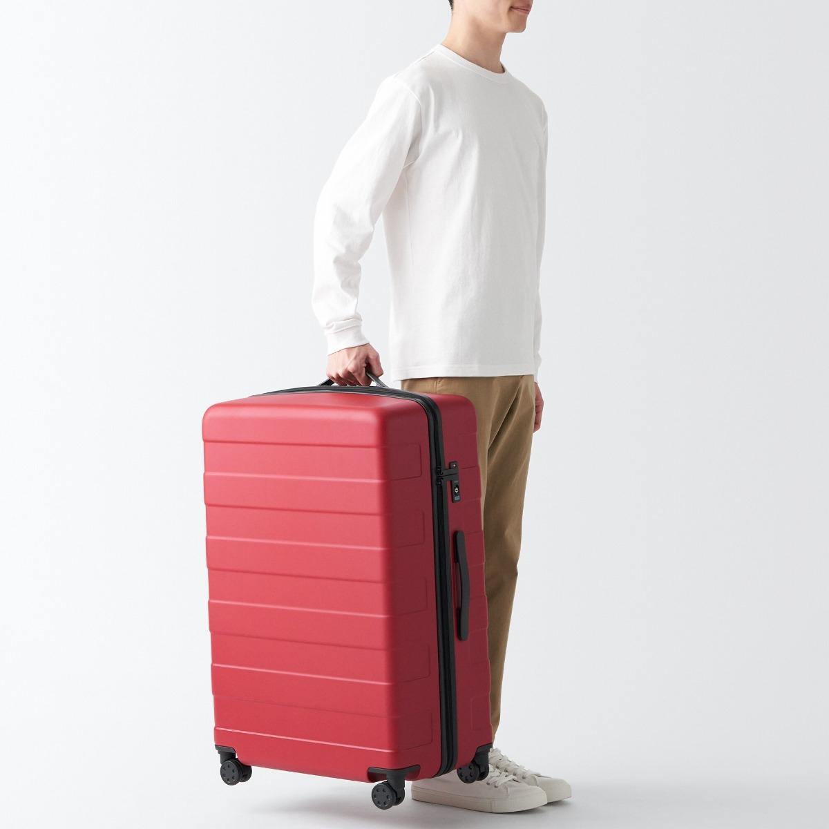 MUJI Free Adjustable Handle Hard Carry-On Suitcase (105L)