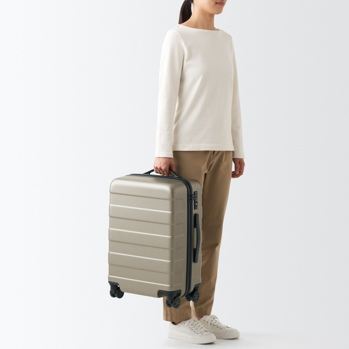 MUJI Vali Cứng Với Cần Kéo Có Thể Điều Chỉnh (36L)