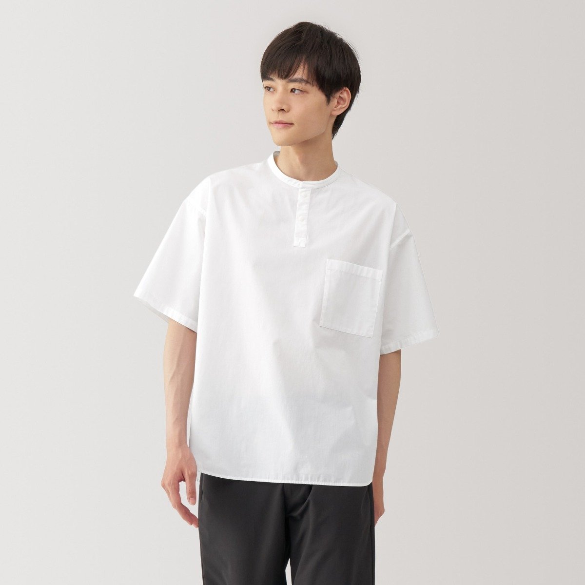 Áo Thun Dệt Tay Ngắn Vải Cool Touch Cổ Henry