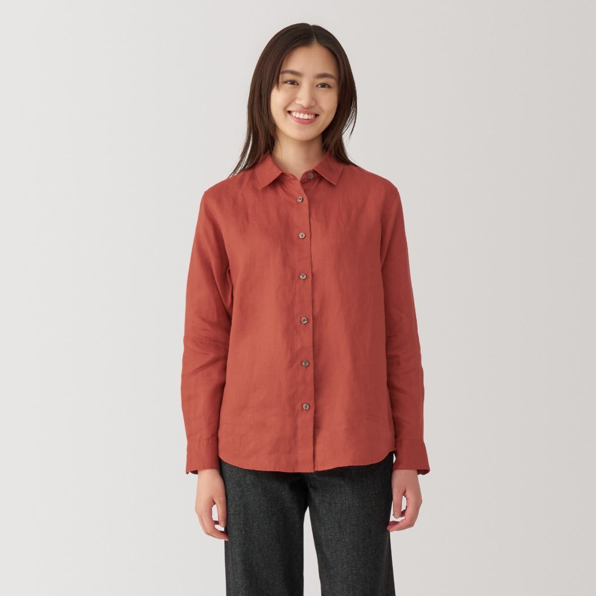 Áo Sơ Mi Nữ Vải Linen Cổ Thường Tay Dài