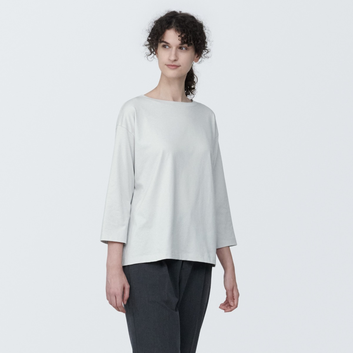 Áo Thun Cổ Thuyền Tay Lửng Nữ MUJI