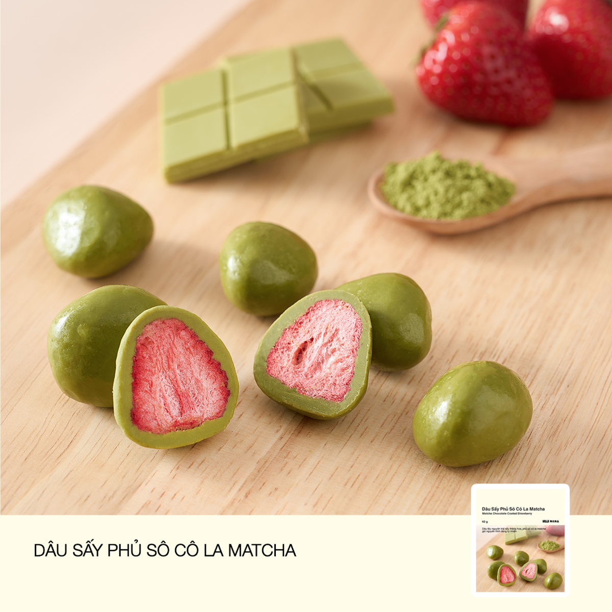 MUJI Dâu Sấy Phủ Sô Cô La Matcha