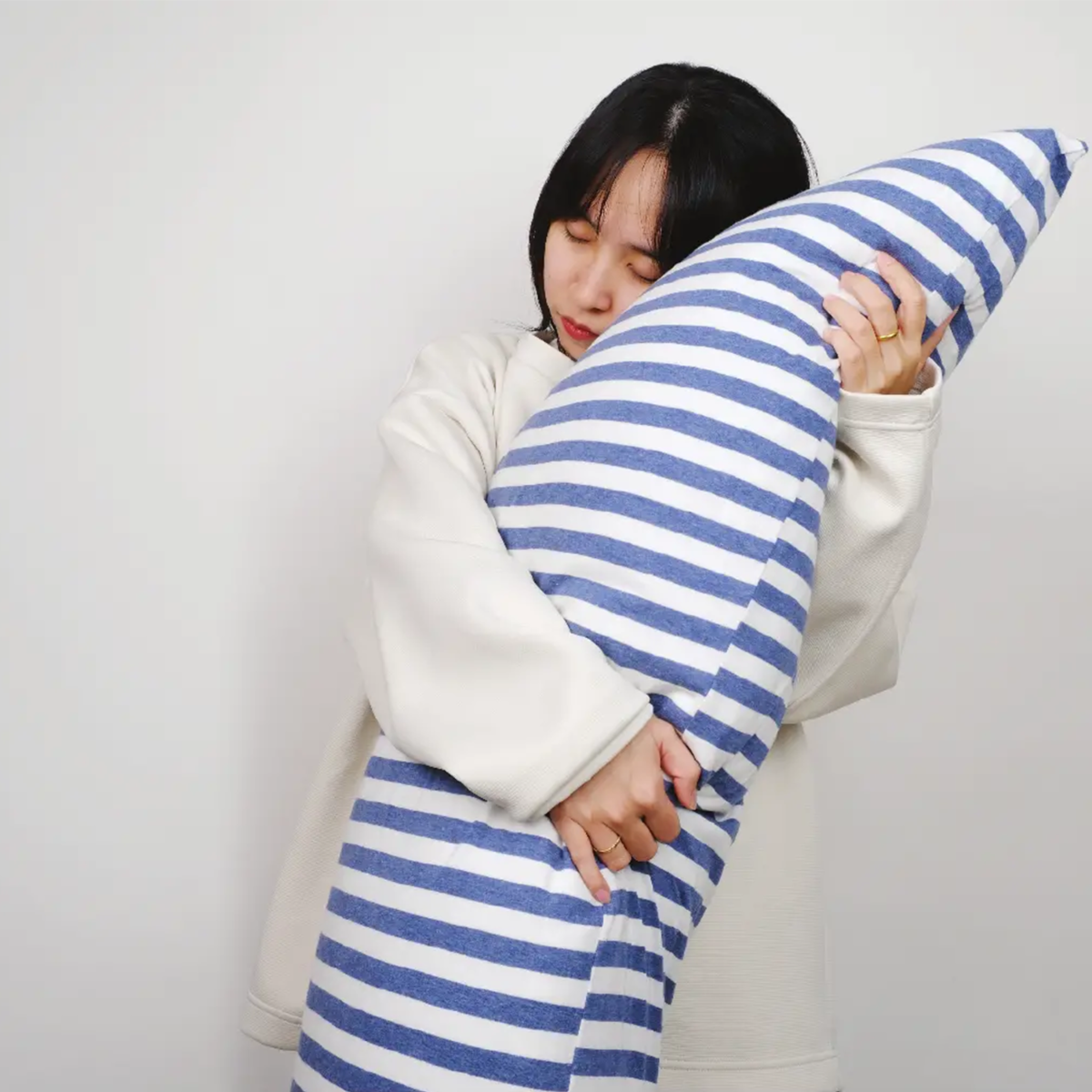 MUJI Gối/Vỏ Gối Ôm Polyester Tái Chế