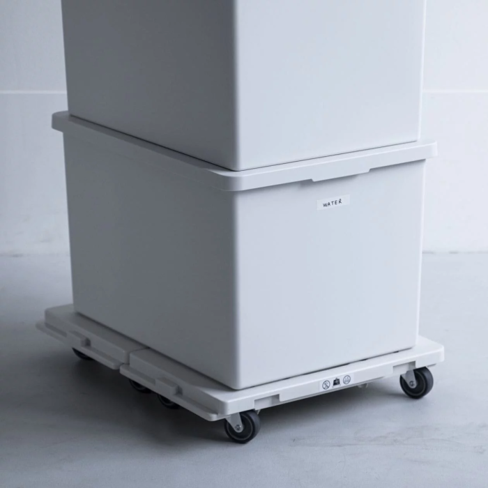 MUJI 4-Side Connectable Polypropylene Wheeled Platform - White grey