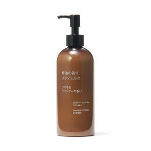 MUJI Sữa Dưỡng Thể Tinh Dầu - Hương Cây Bách Nhật & Oải Hương - 300ml