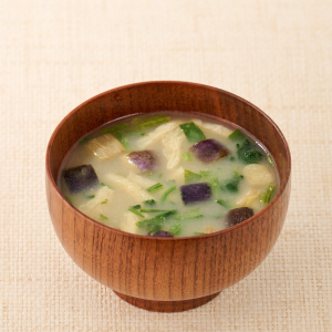 MUJI Súp Miso Cà Tím Chiên Và Rau Bina (Sản phẩm bán thùng - 30 set)