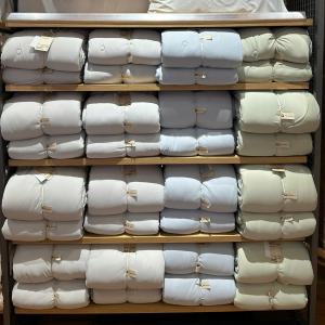 MUJI Bộ Chăn Mỏng Làm Mát Kèm Vỏ Gối Pcm - K